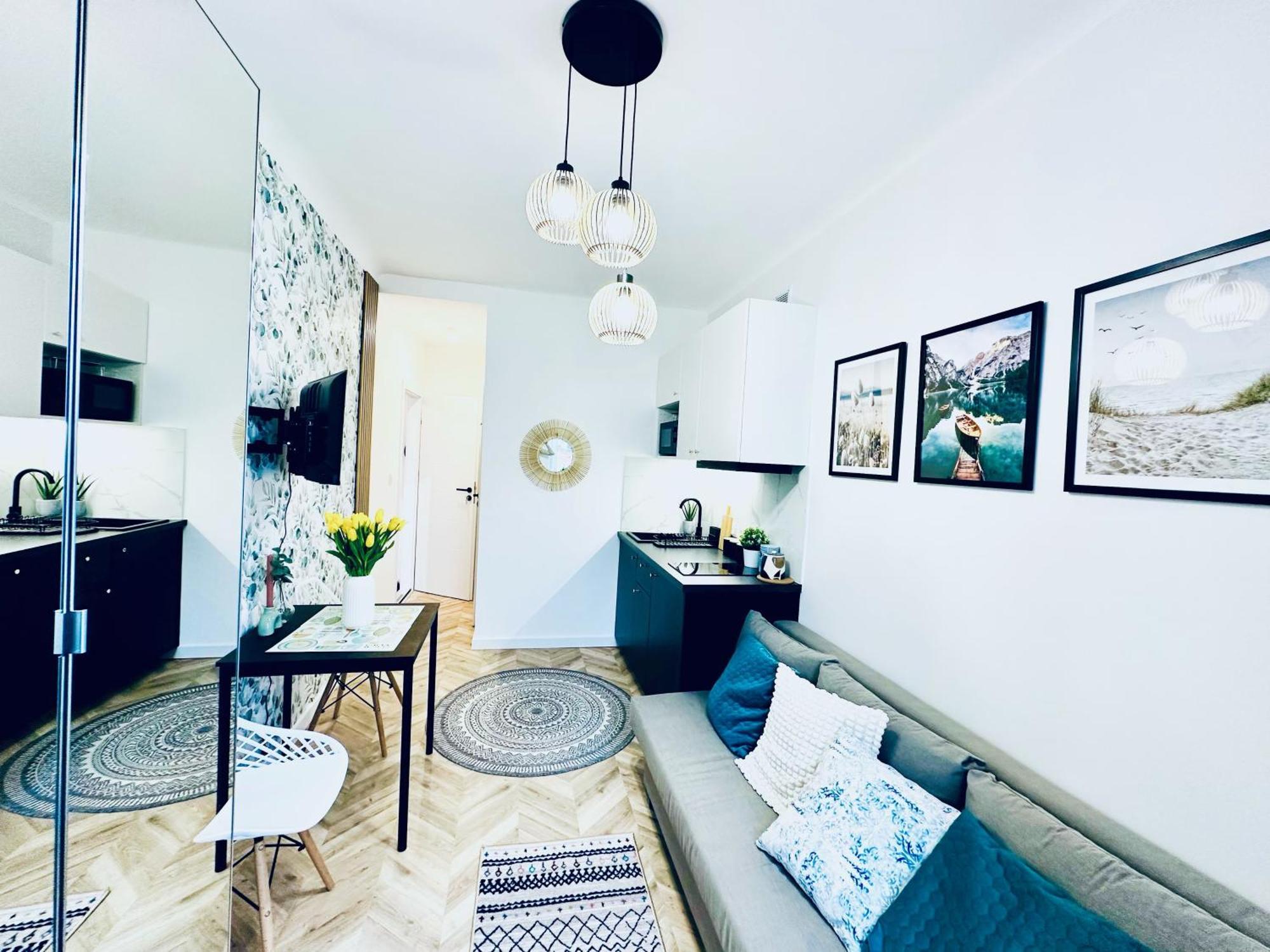 Olivia Apartments - Sloneczny Apartament W Centrum Warszawy, Plac Unii Lubelskiej, Lazienki Krolewskie, Pole Mokotowskie Varsovie Extérieur photo